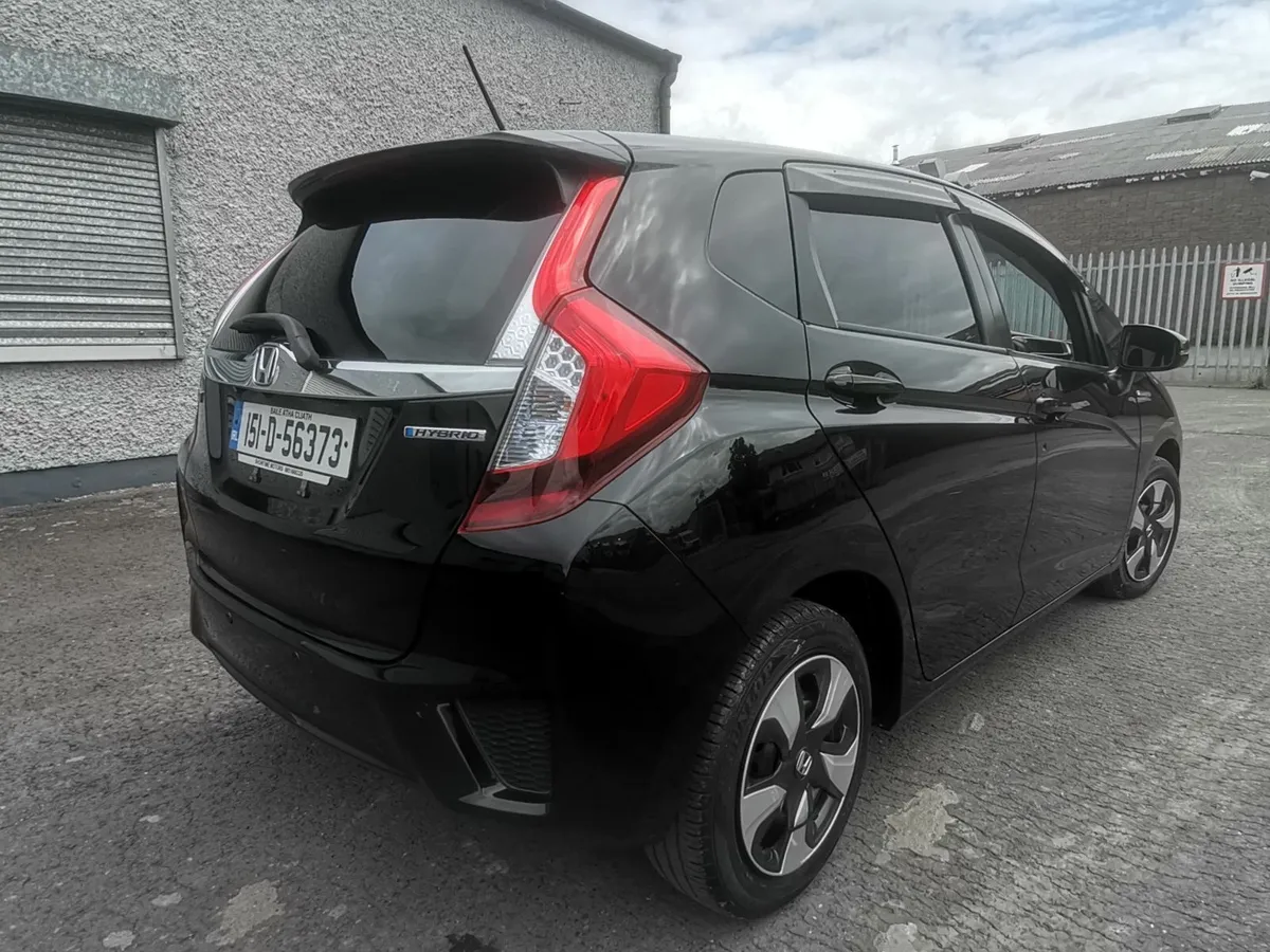 Honda Fit 2015 - Image 4