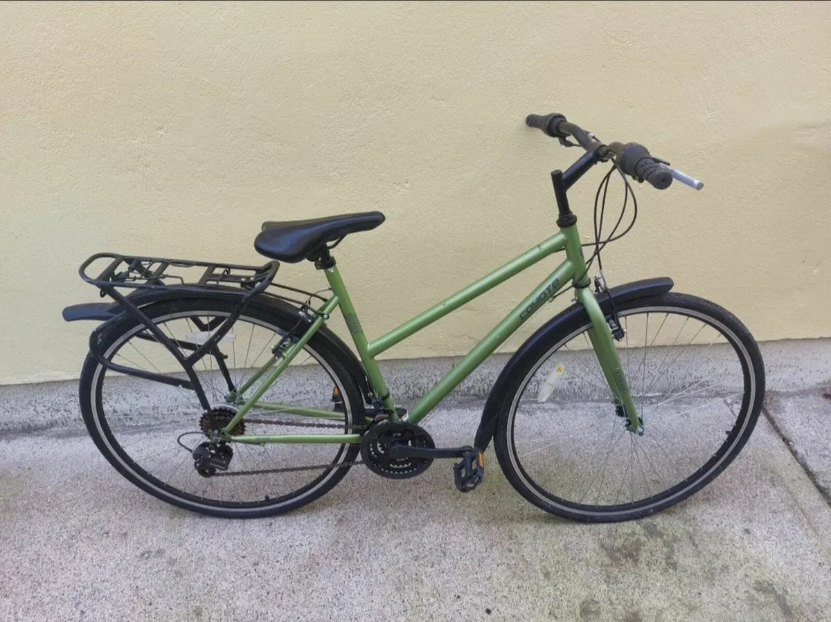 Ladies bicycle - Image 1