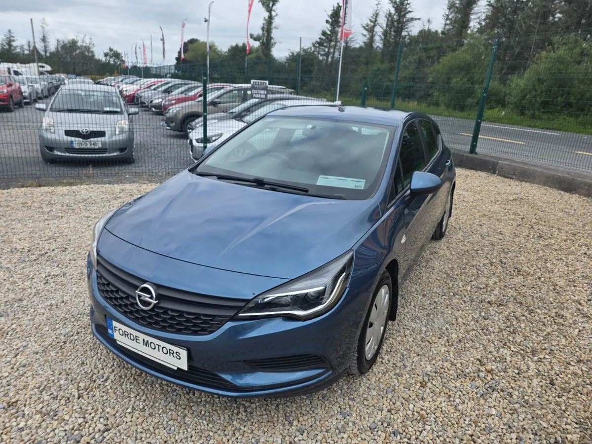 Opel Astra 2016 - Image 2