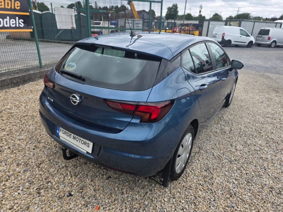 Opel Astra 2016 - Image 4