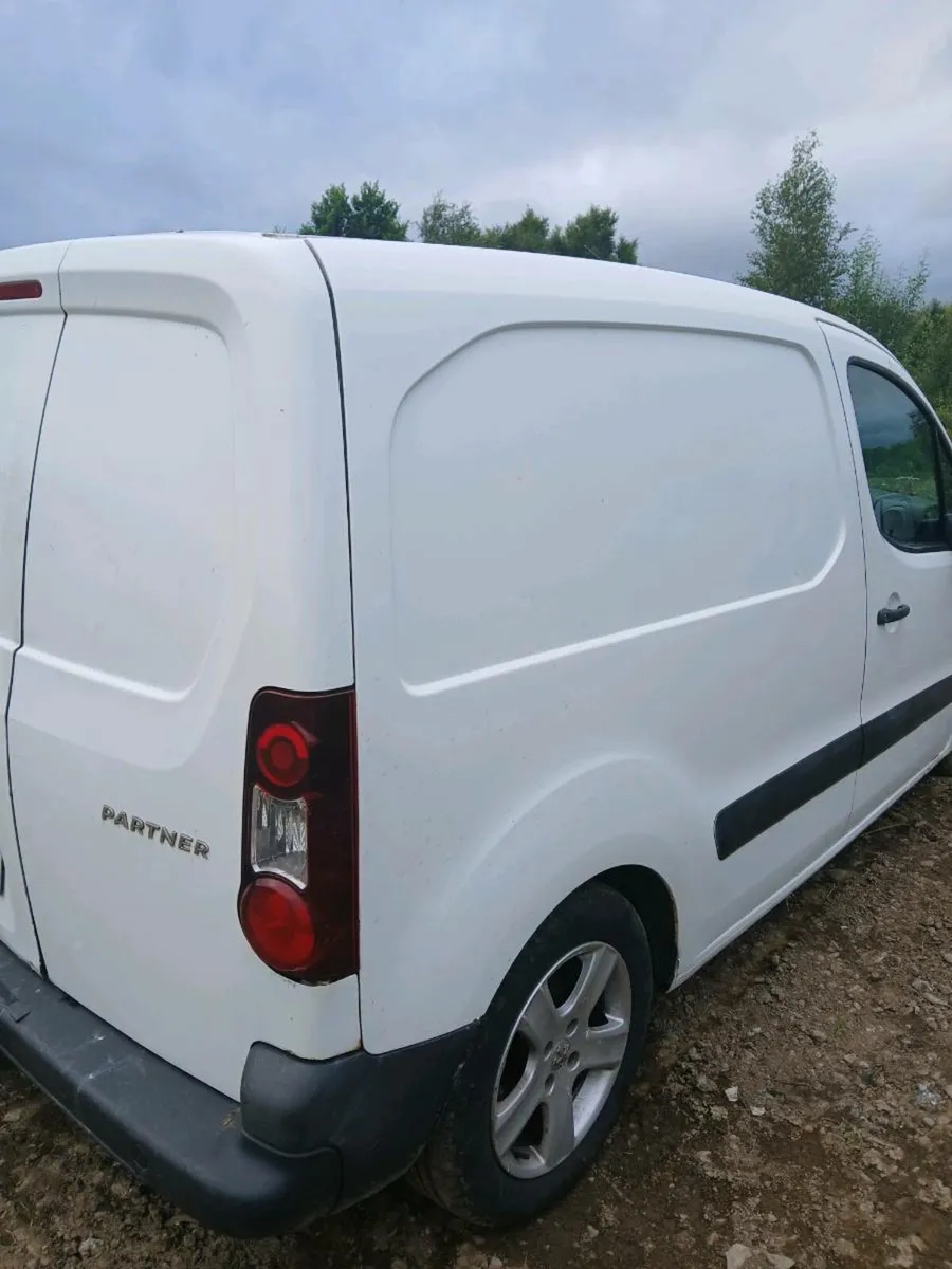 2014 Peugeot partner read add - Image 1