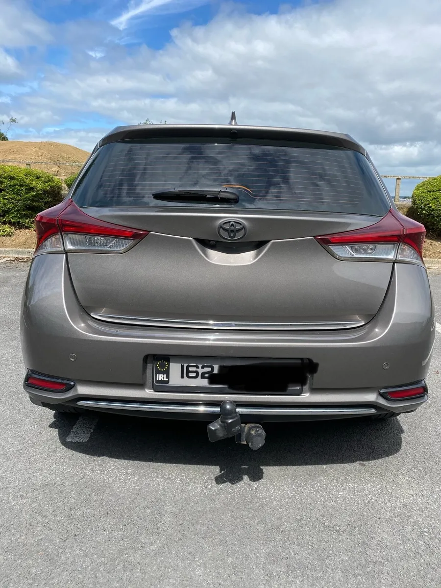 Toyota Auris 2016 - Image 3