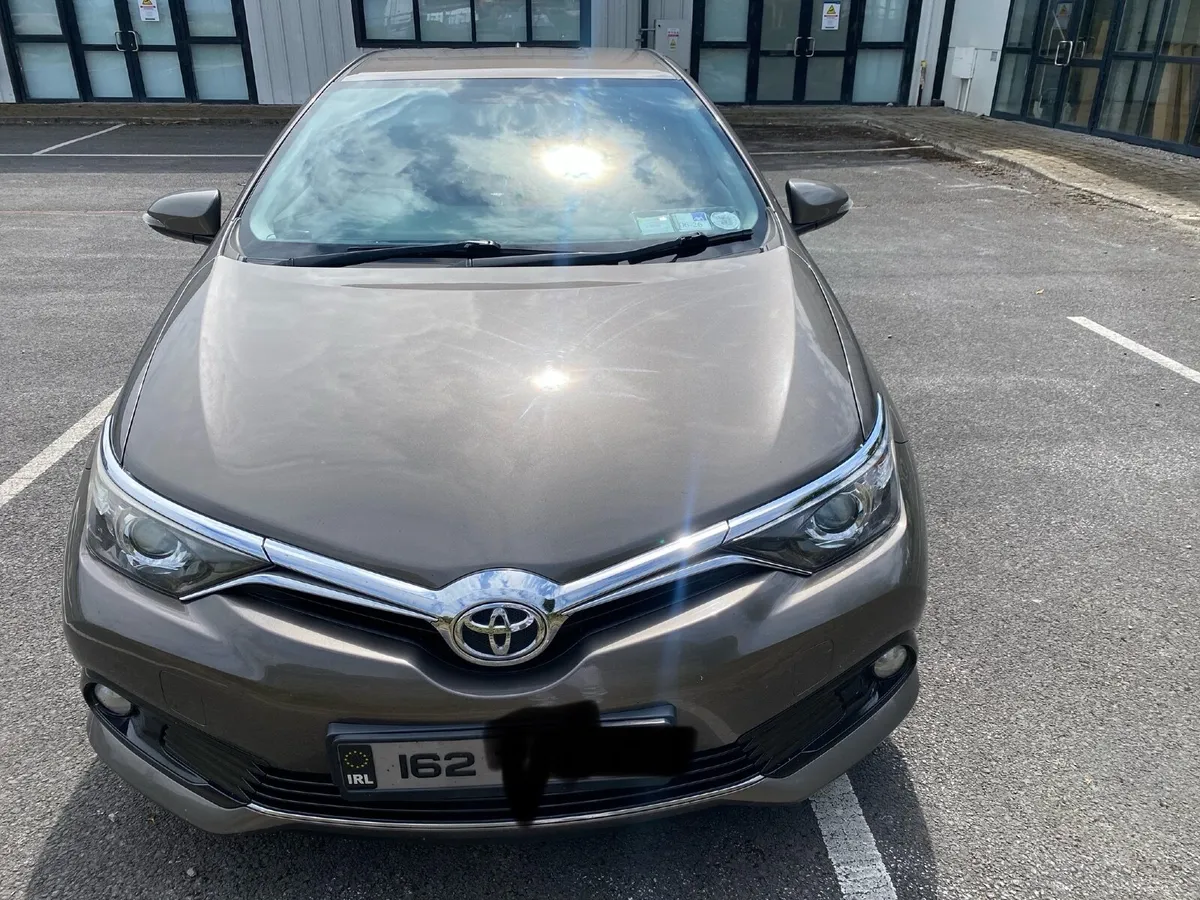 Toyota Auris 2016 - Image 4