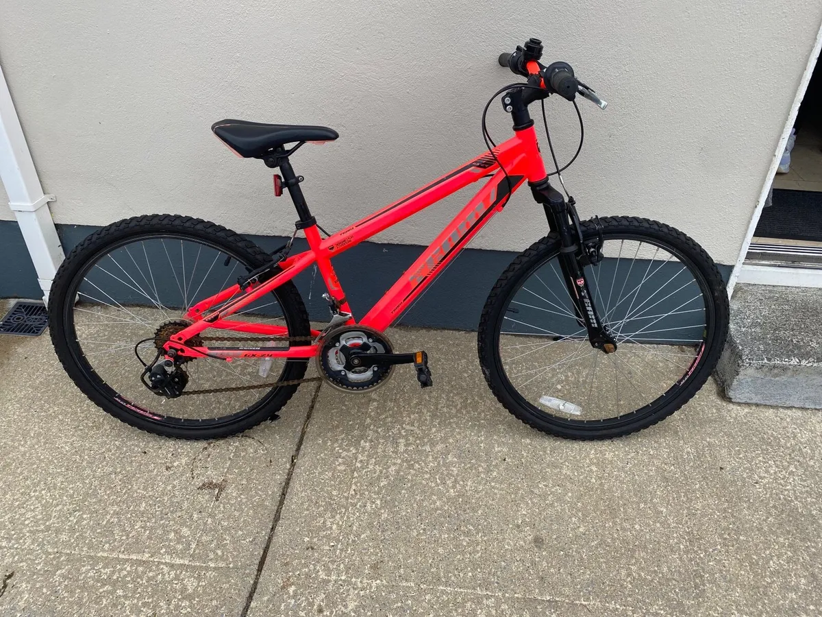 Girls bicycle - Image 2