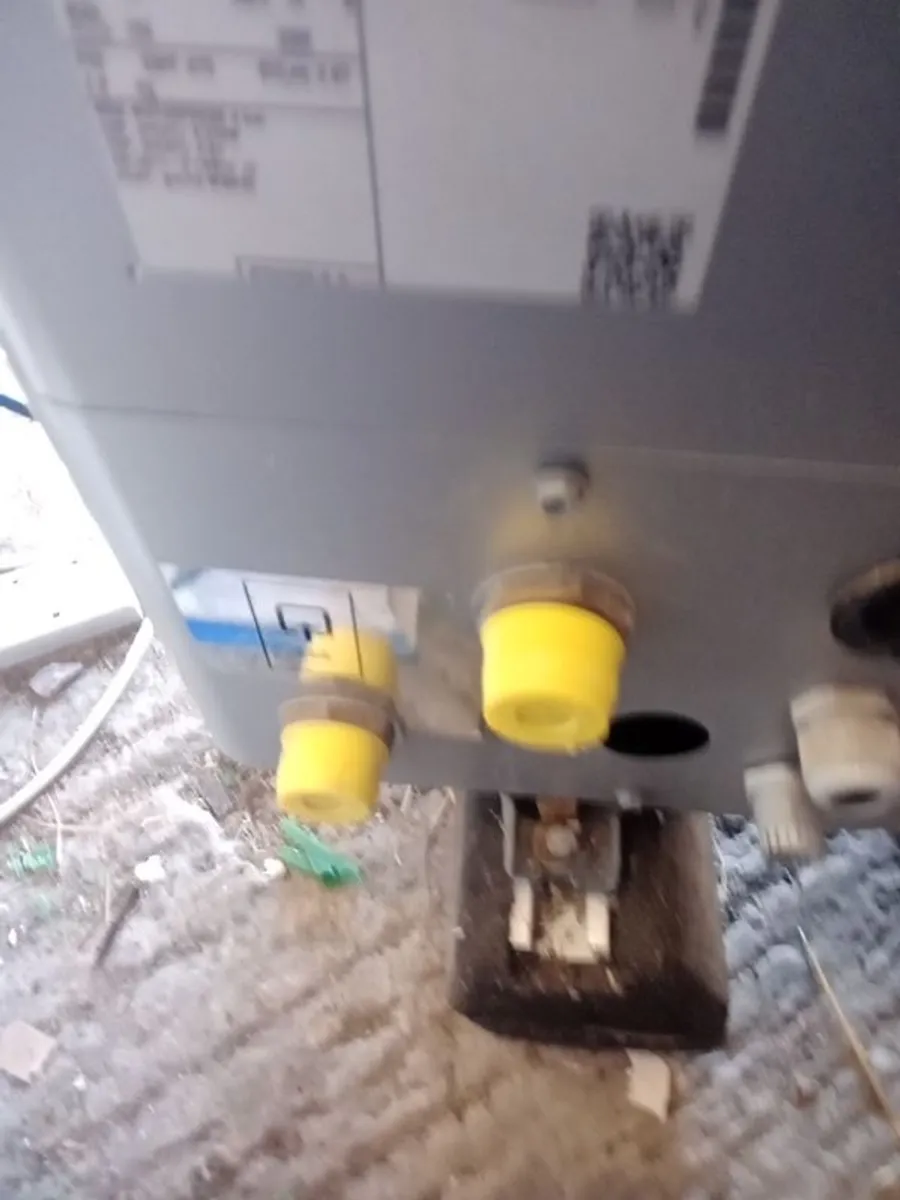 new air to water heat pump - Image 4
