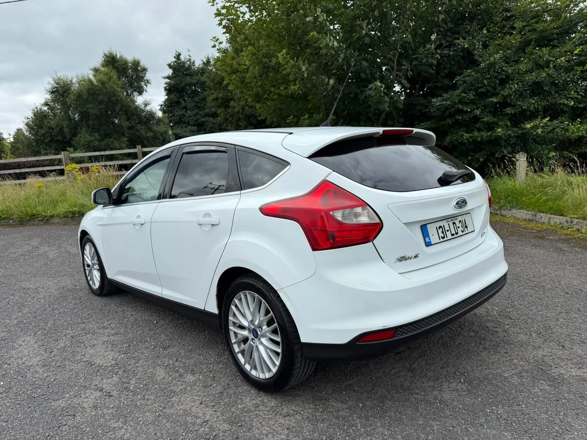 2013 FORD FOCUS 1.6 TDCI ZETEC 113BHP 5DR - Image 4
