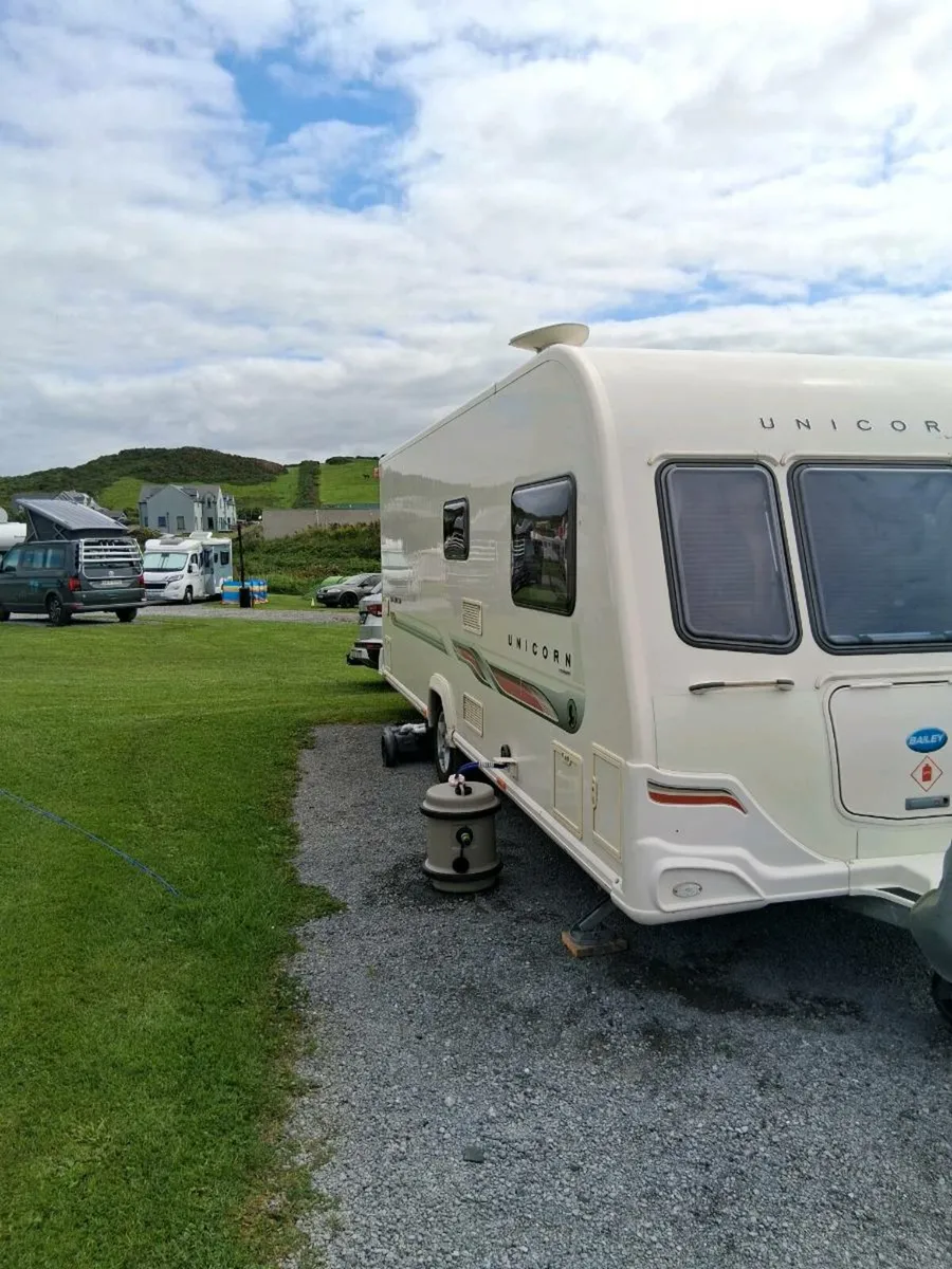 Touring caravan - Image 2