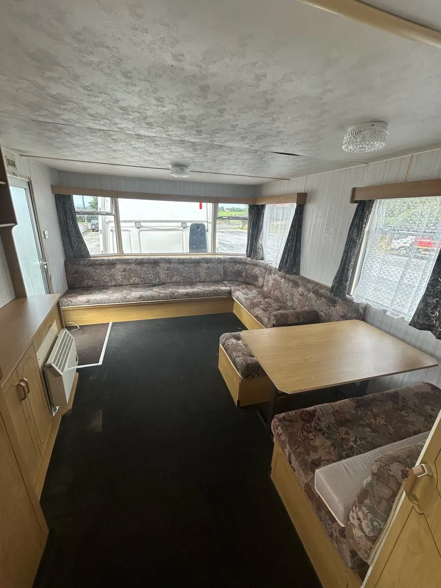 Carnaby Siesta Mobile Home 28Ft x 10Ft - Image 3