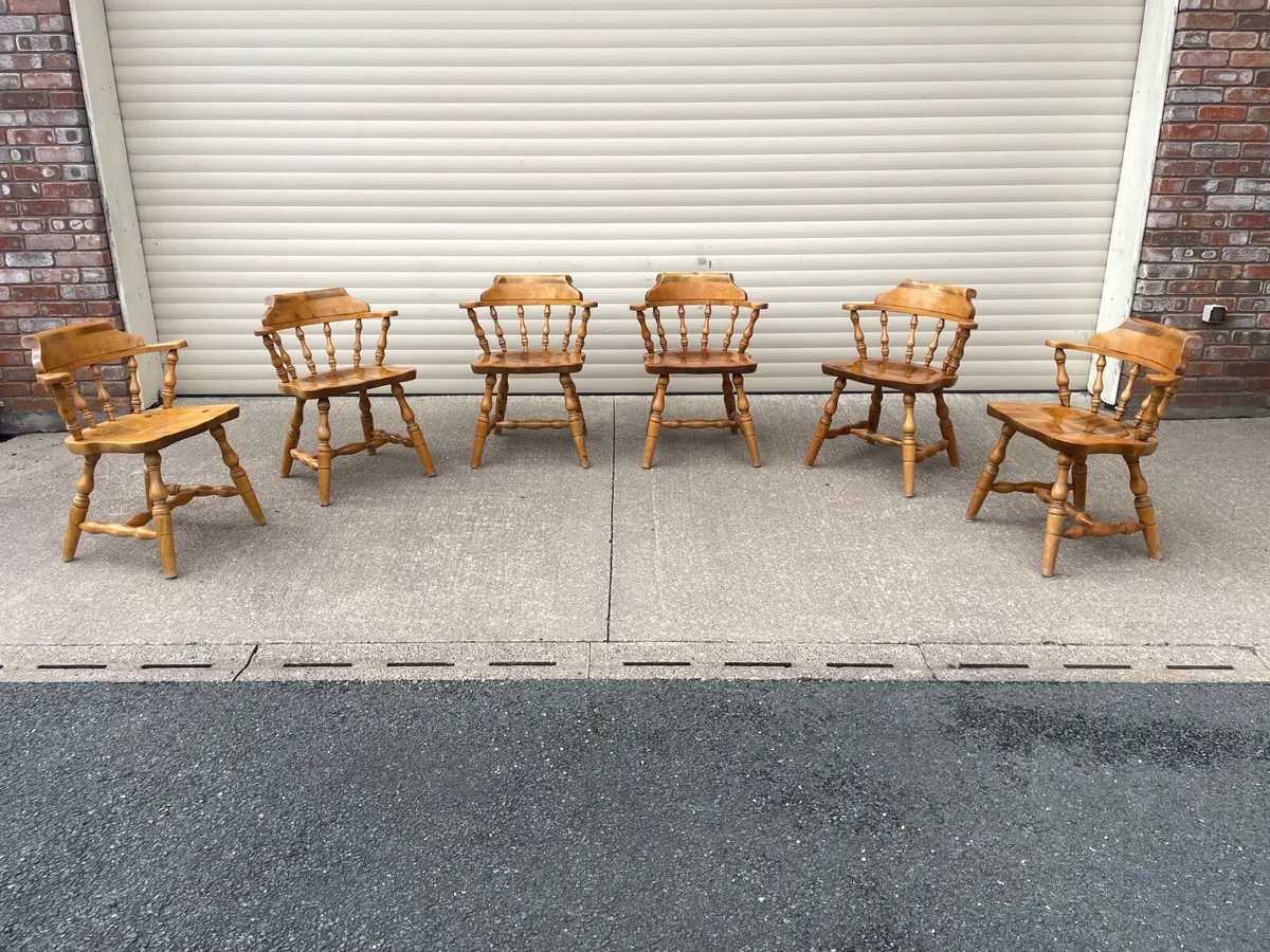 Vintage Colonial Style American Dining Chairs - Image 1
