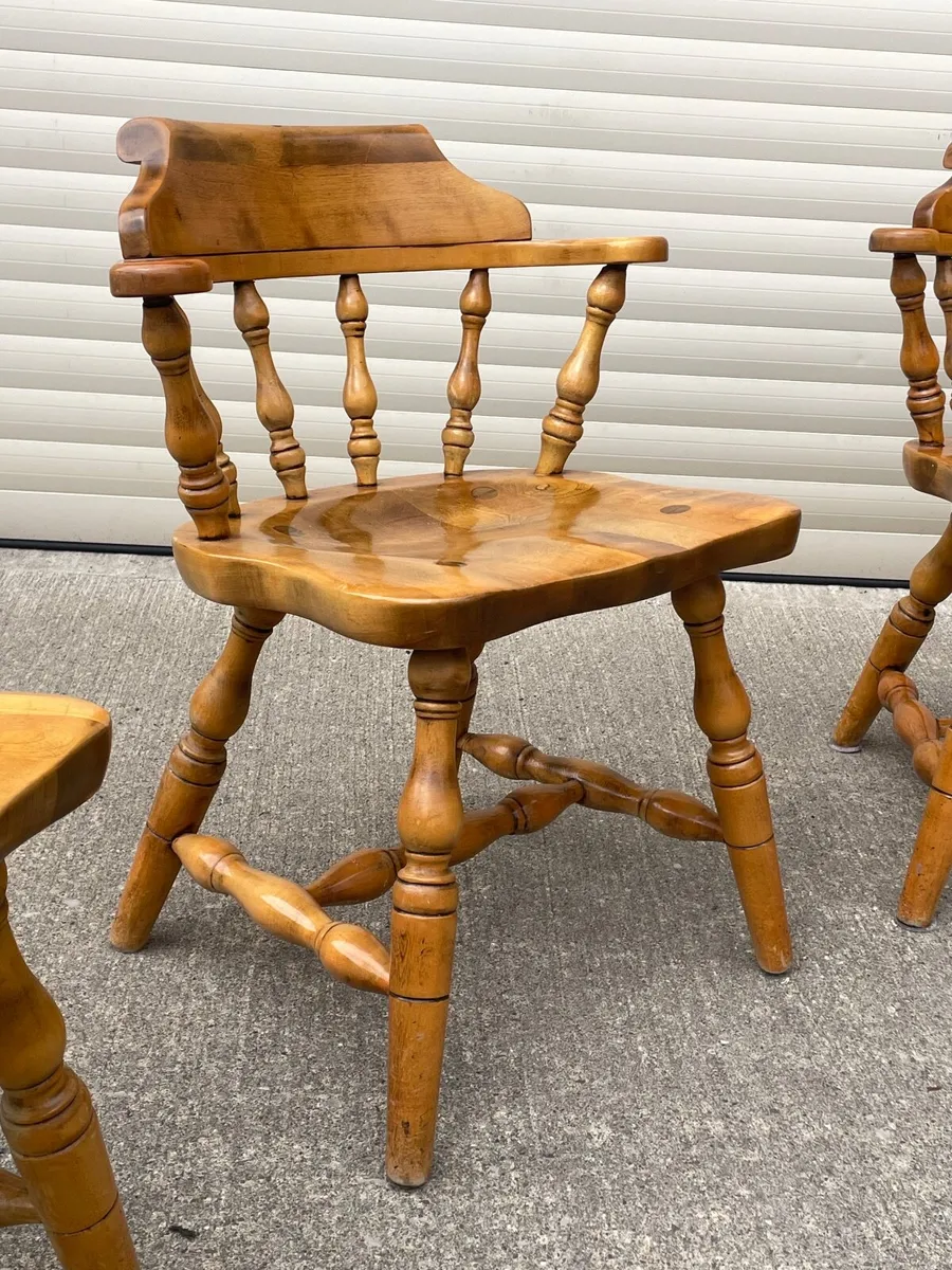 Vintage Colonial Style American Dining Chairs - Image 3
