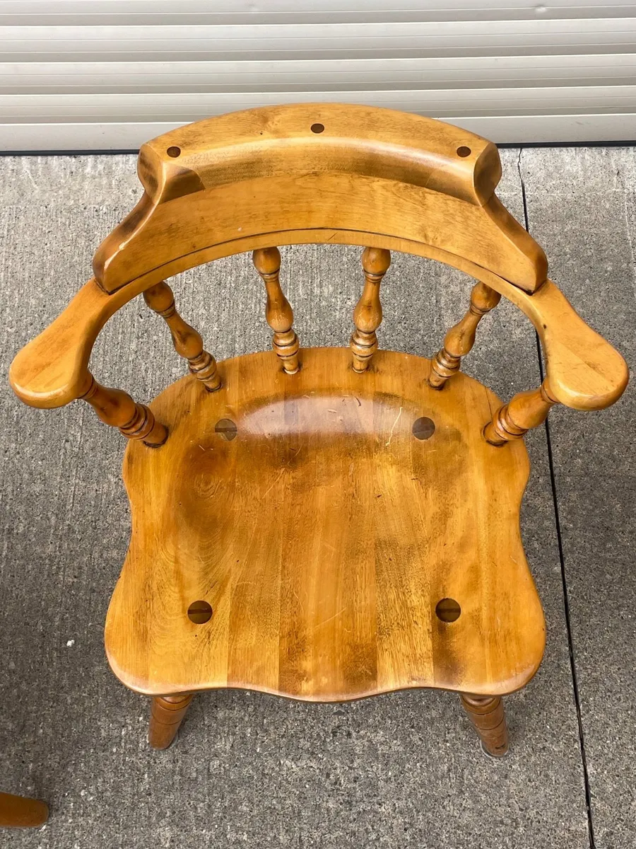 Vintage Colonial Style American Dining Chairs - Image 4