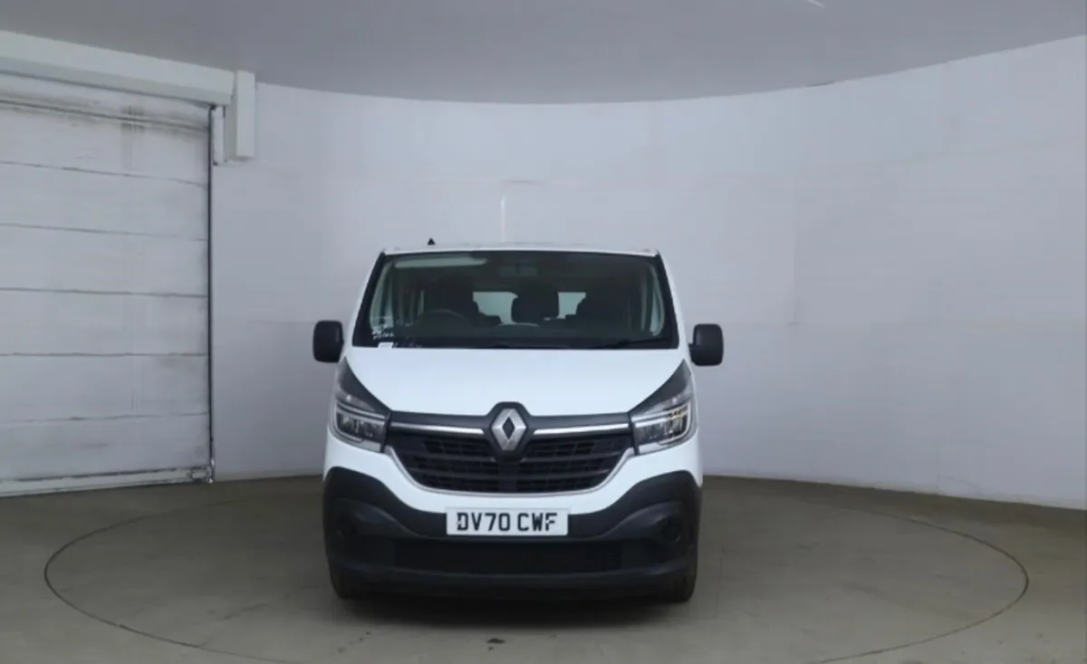 2020 RENAULT TRAFFIC 9 SEATER - Image 2