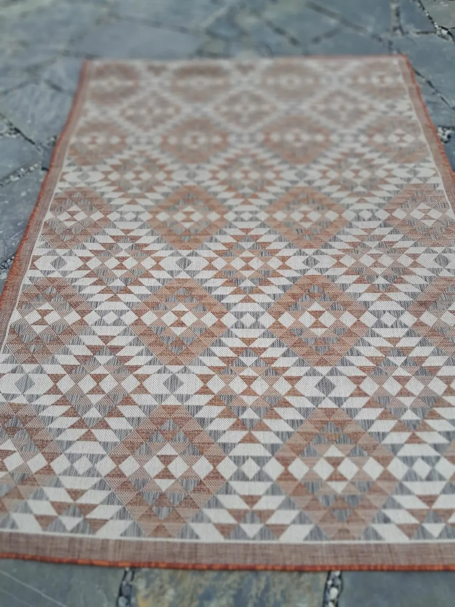 Rug - Image 1