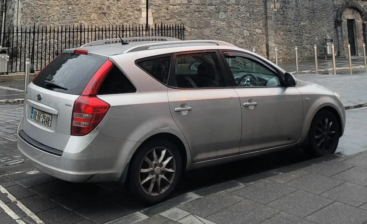 Kia Ceed 2008 - Image 1
