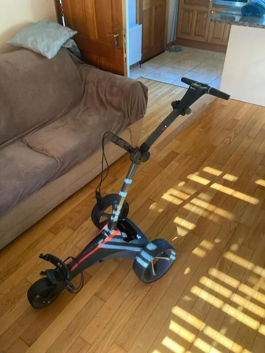 Motocaddy - Image 2