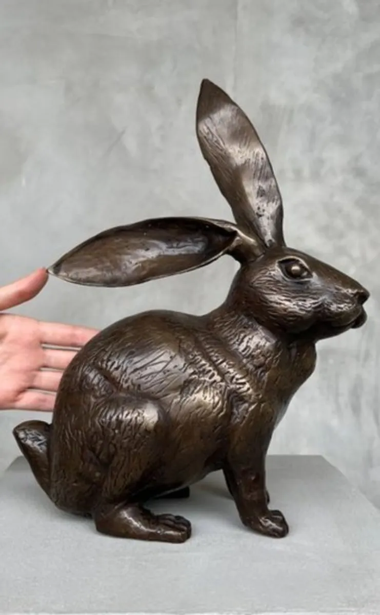 Sitting Hare (35cm) - Bronze - Image 1