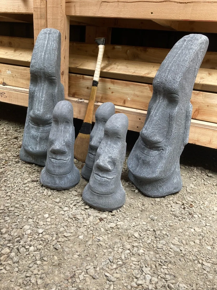 Easter Island patio and garden family