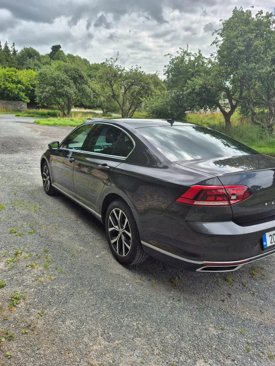 Volkswagen Passat 2020 R Line - Image 4