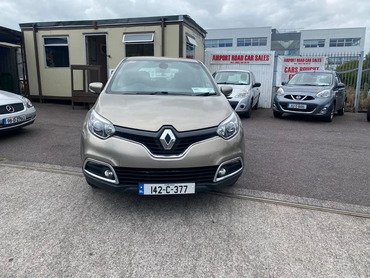 Renault Captur 2014 LOW MILAGE CAR. - Image 2