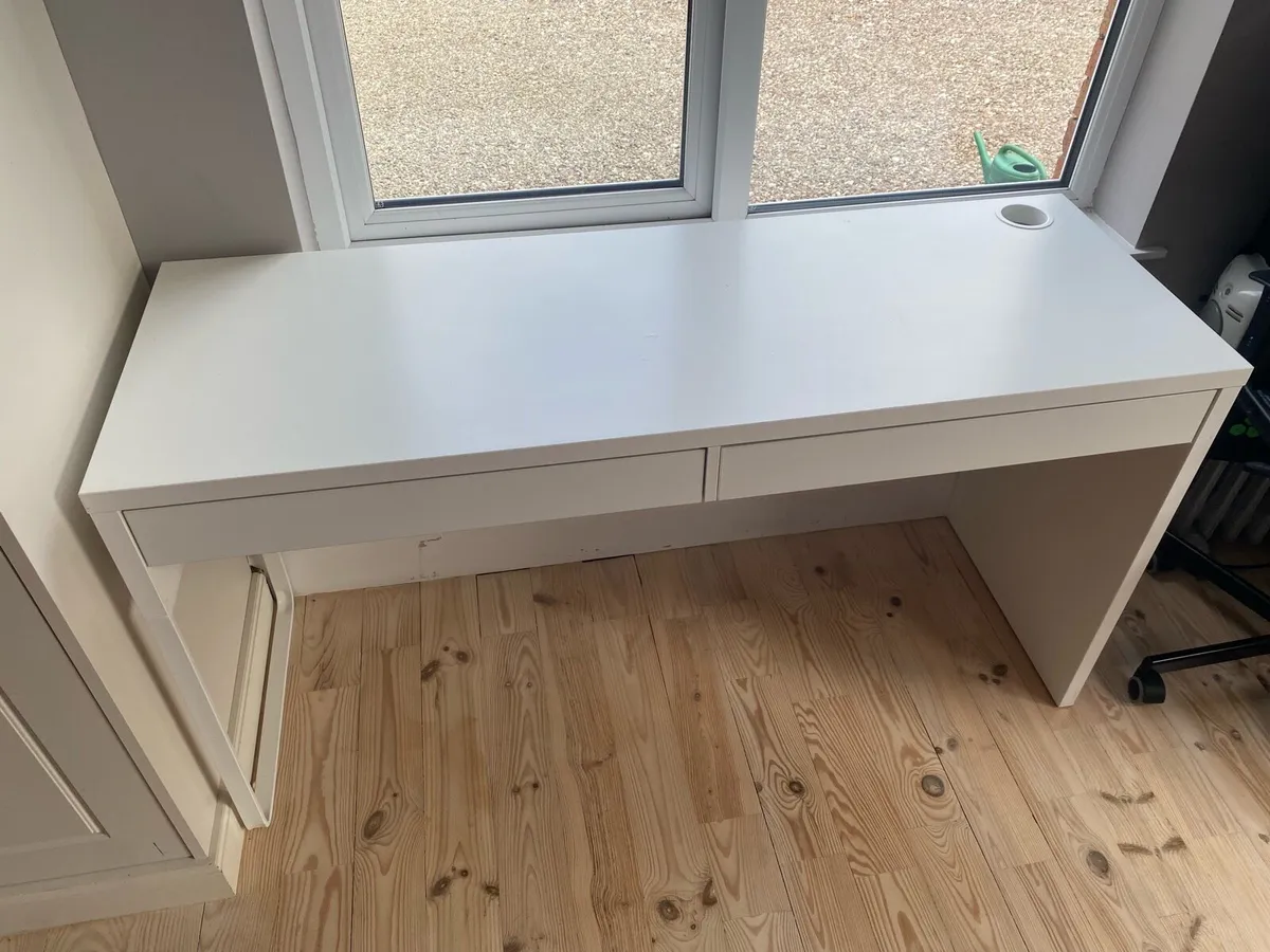 Desk - Image 3