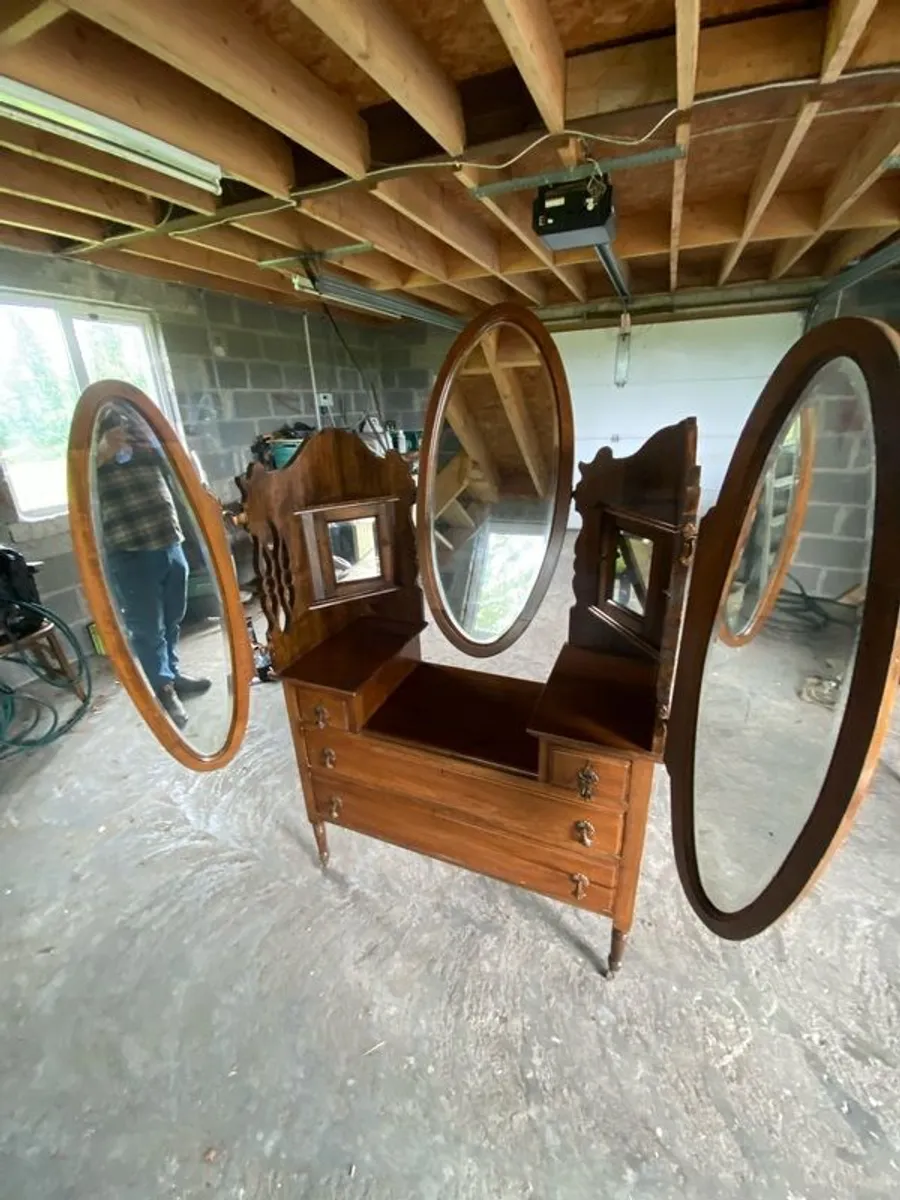 vintage bedroom dresser - Image 1
