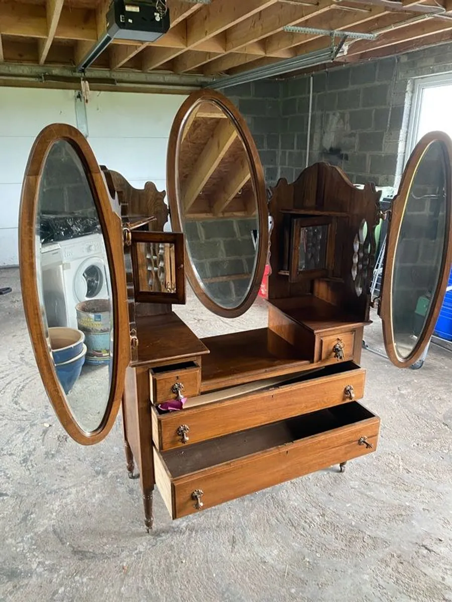 vintage bedroom dresser - Image 2