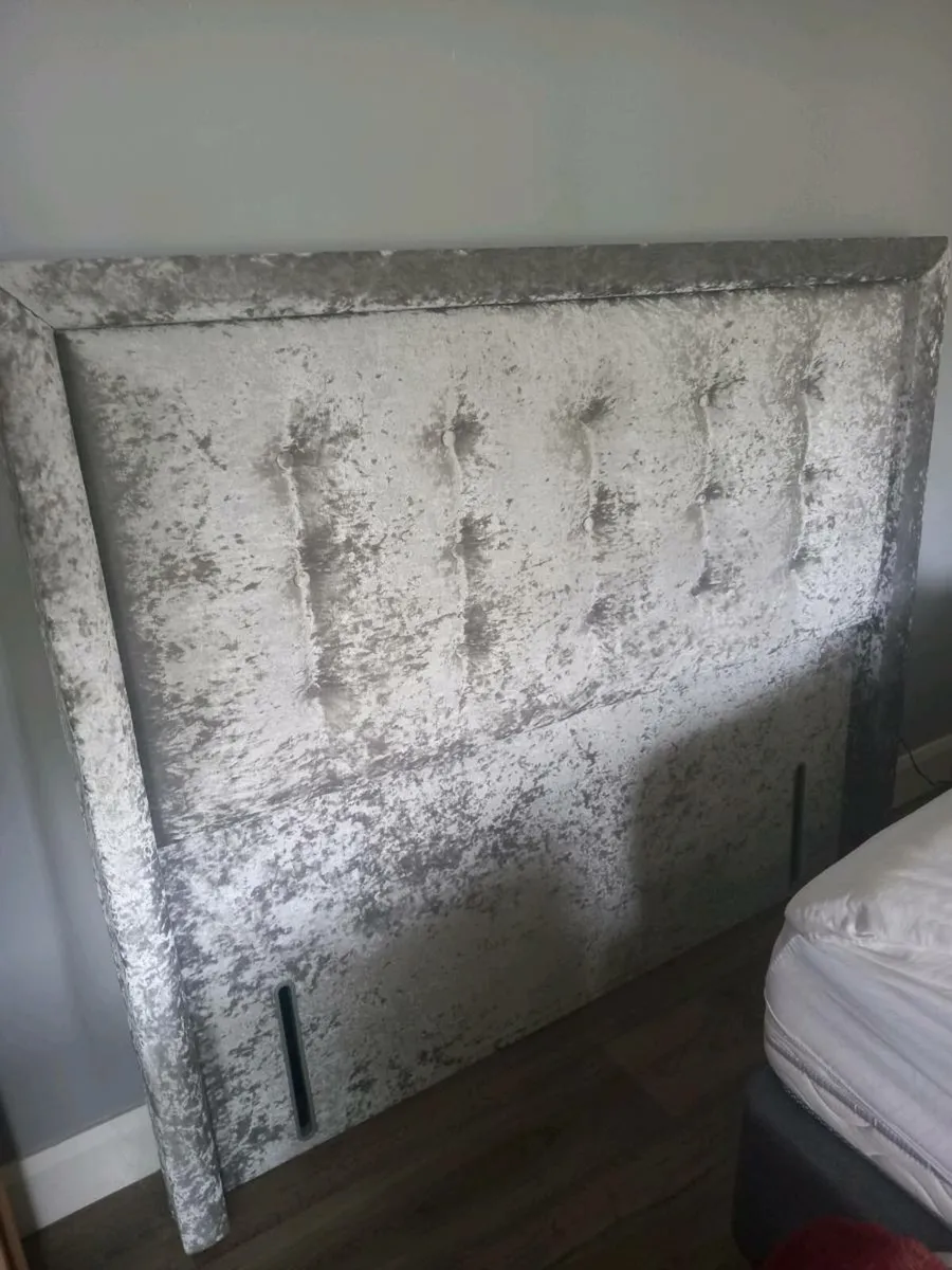 Headboard - Image 1
