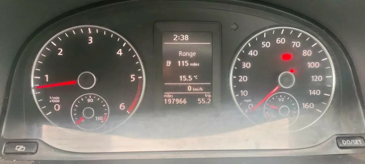 VW touran 7 Seater - Image 1