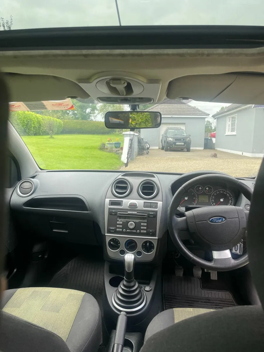 Ford Fiesta 2007 :low kilometers 63k: new nct - Image 4
