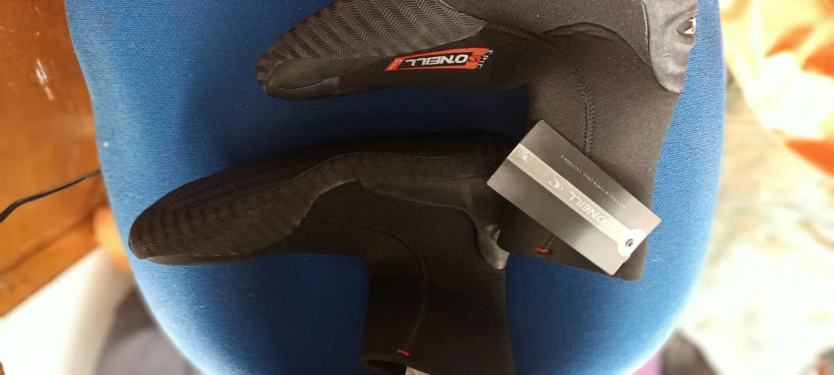 RT Wetsuit Boots - Image 2