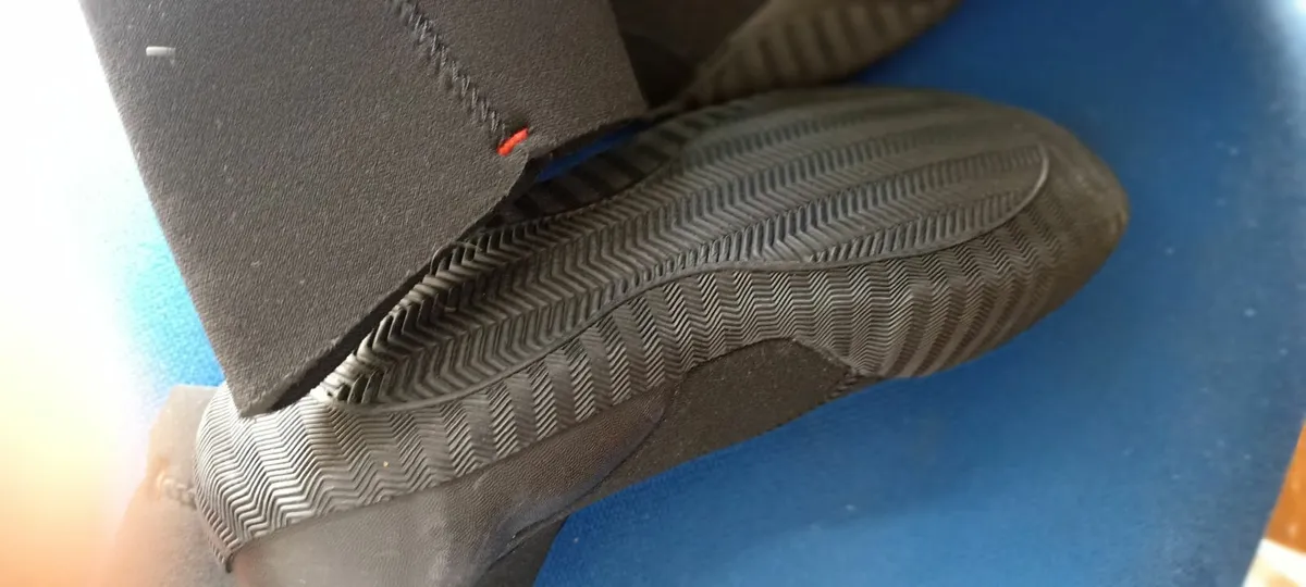 RT Wetsuit Boots - Image 3