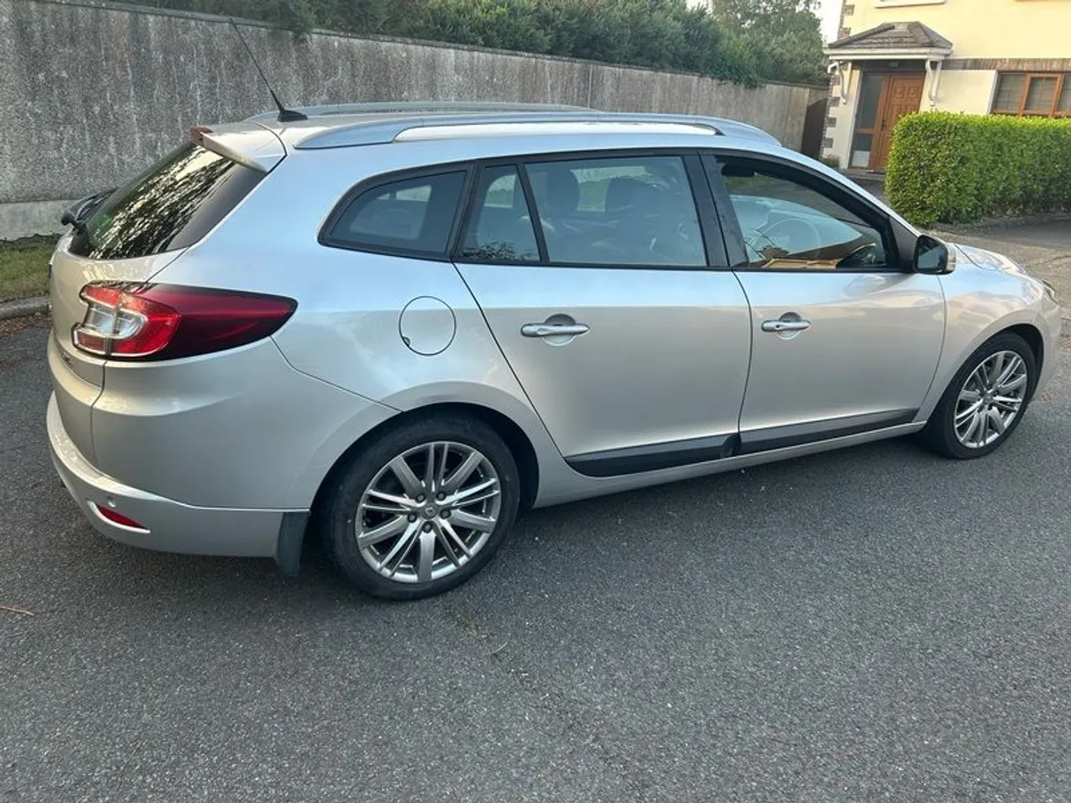 2011 Renault Megane - Image 3