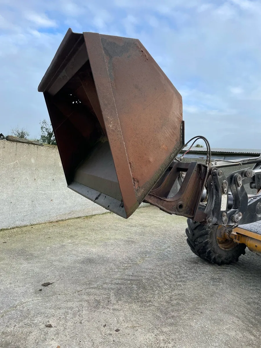 Hi tip bucket - Image 1