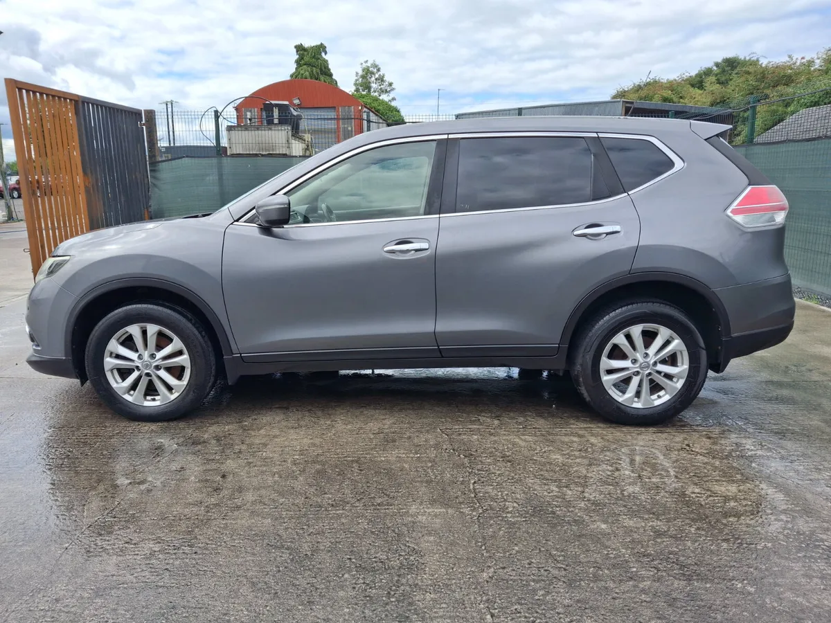 2017 Nissan Xtrail  7 seater - Image 3