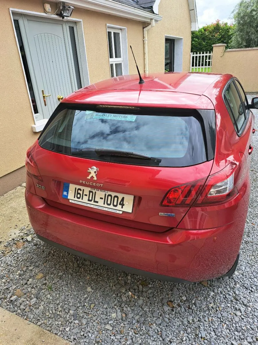 Peugeot 308 - Image 4