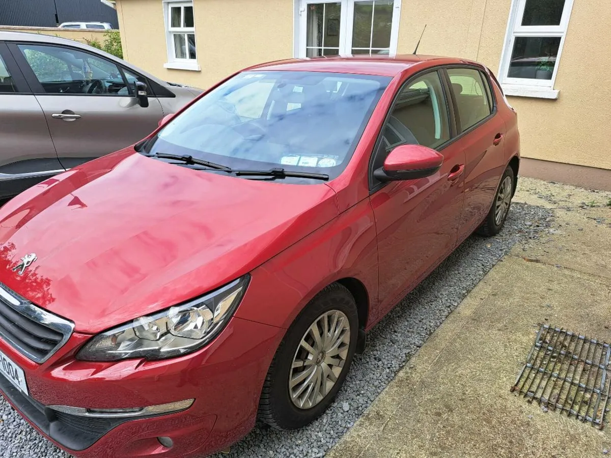 Peugeot 308 - Image 2