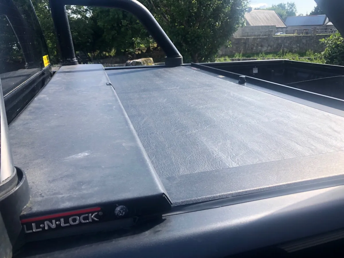 Ranger Roll bars + Roller shutter - Image 3
