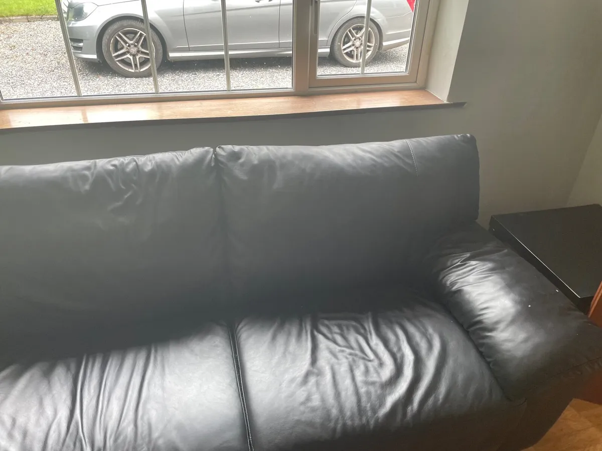 Pair of sofas - Image 2