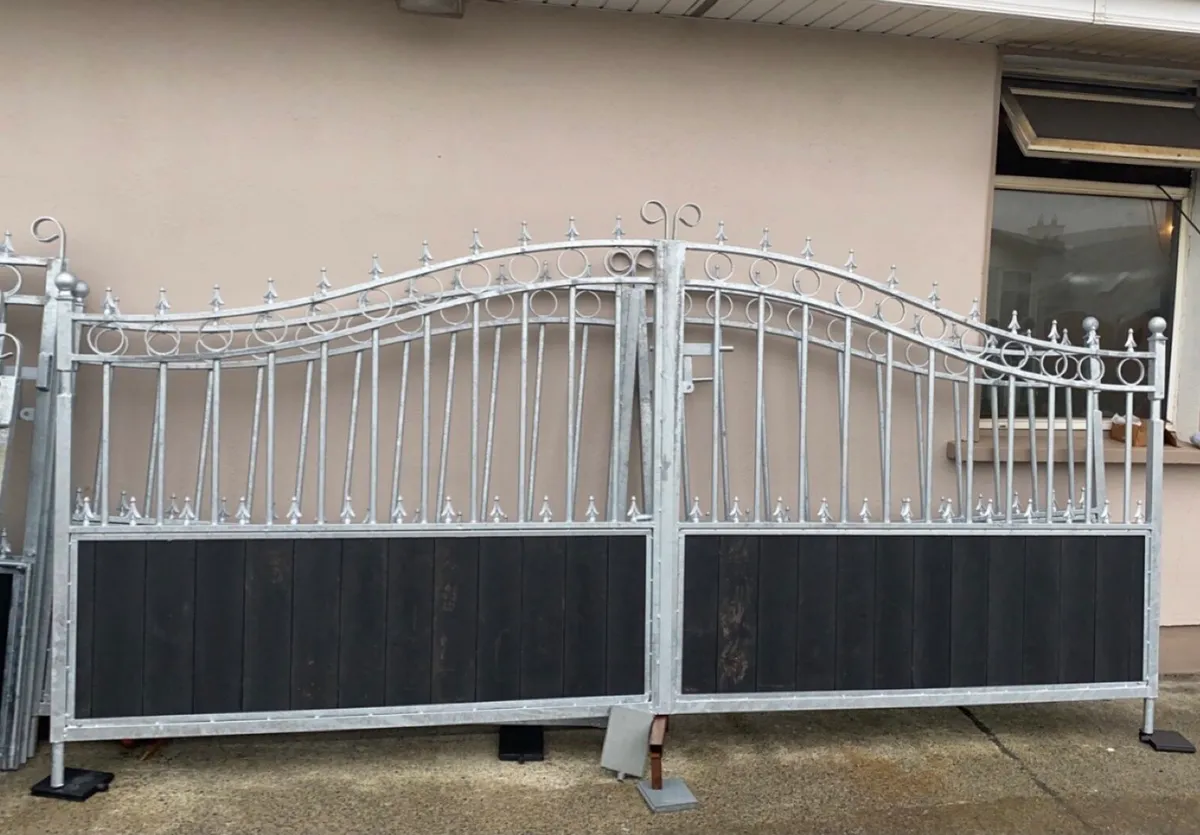 13ft Galvanized gates on sale ✅