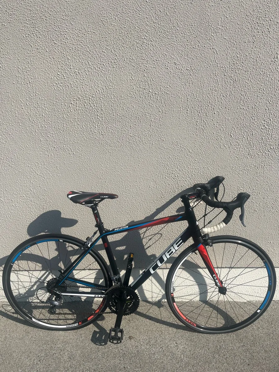 Cube Bike - Image 1