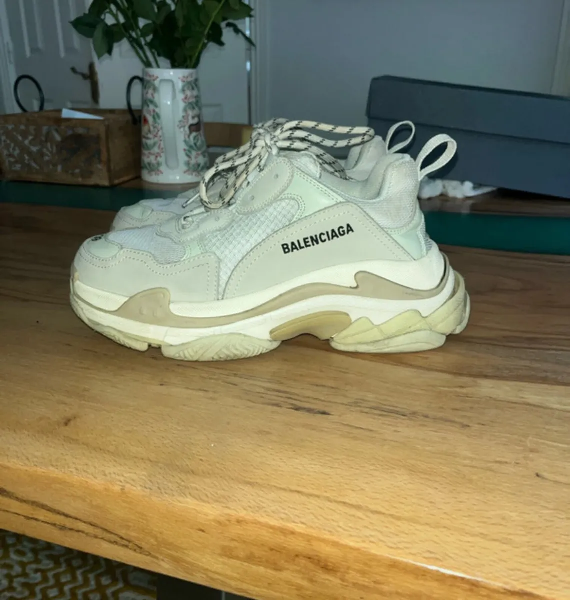Balenciaga triple s sneakers - Image 3
