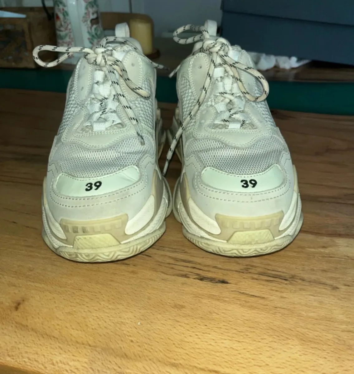 Balenciaga triple s sneakers - Image 4