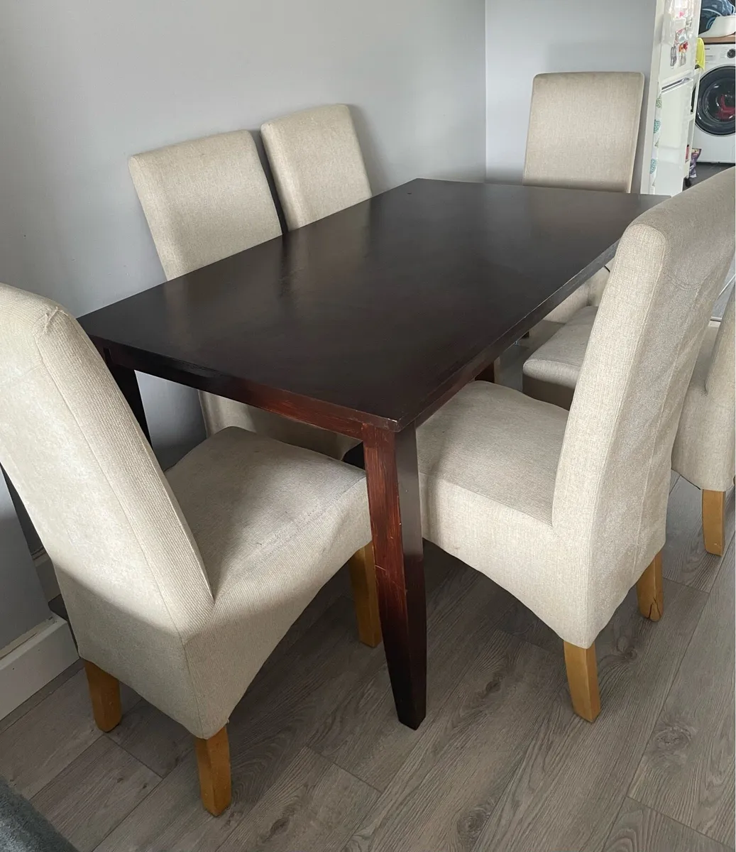 Table and 6 chairs (Free) - Image 1