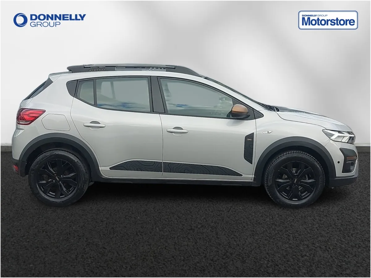 Dacia Sandero Stepway Hatchback Extreme - Image 3