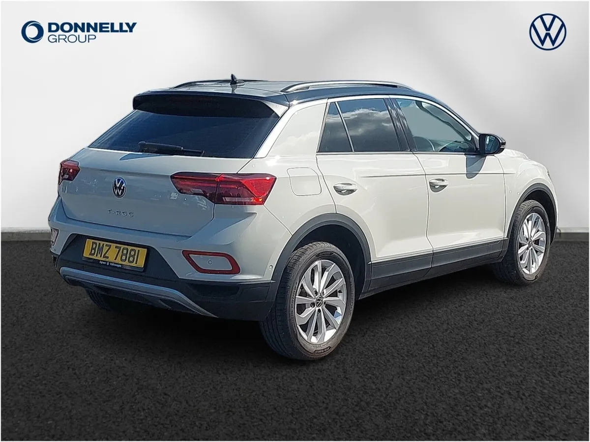 Volkswagen T-roc Hatchback Life - Image 3