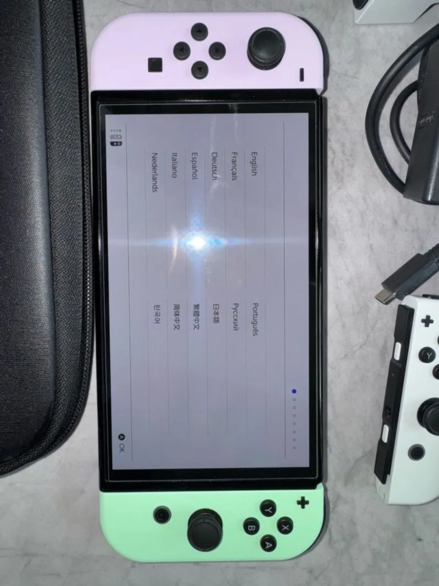 Nintendo Switch OLED white LIKE NEW - Image 3