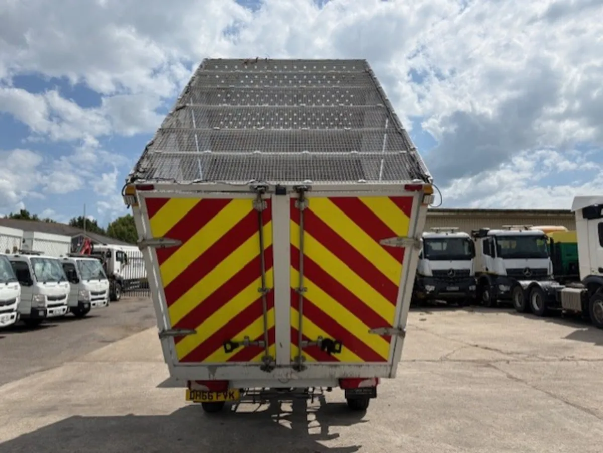 2017 MERCEDES SPRINTER TIPPER - Image 3