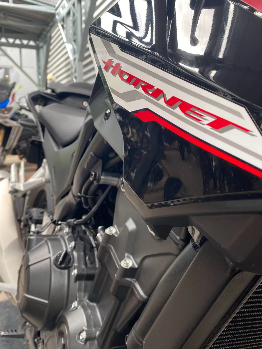 Honda Hornet 500 *Ex Demo* - Image 3