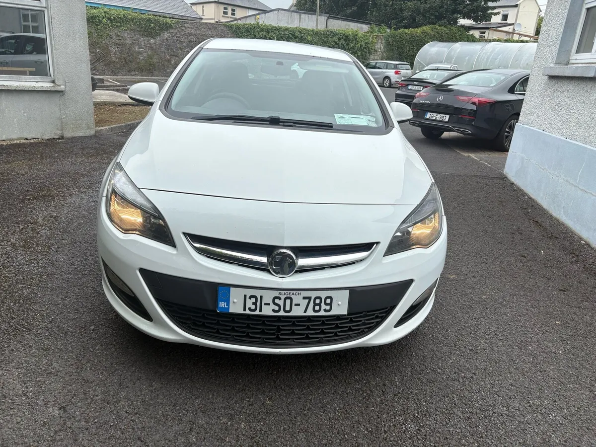 2013 Vauxhall Astra Hatchback 1.7 Diesel NCT&TAX.. - Image 2