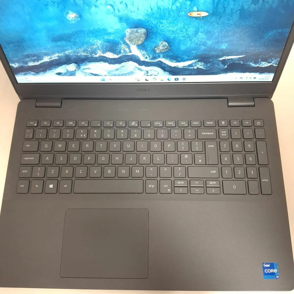Dell Vostro 3500 Laptop | i7-1165G7 | 16GB RAM | - Image 3